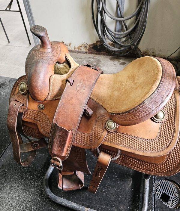 Bob's Custom Reining Saddle 16" - Image 8